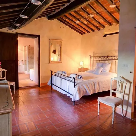 فيلة Mengaccini Sleeps 14 Pool Wifi *