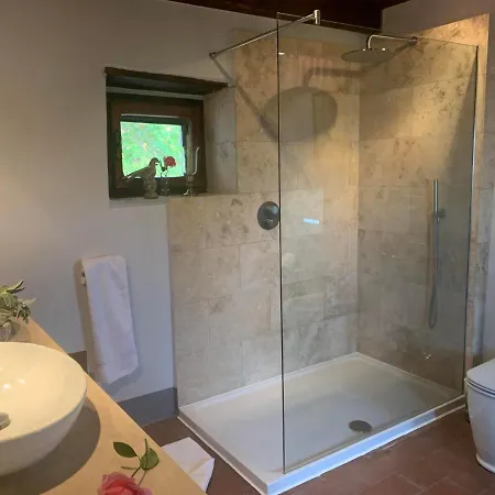 Mengaccini Sleeps 14 Pool Wifi * Pierle