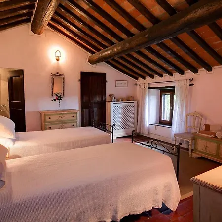 فيلة Mengaccini Sleeps 14 Pool Wifi